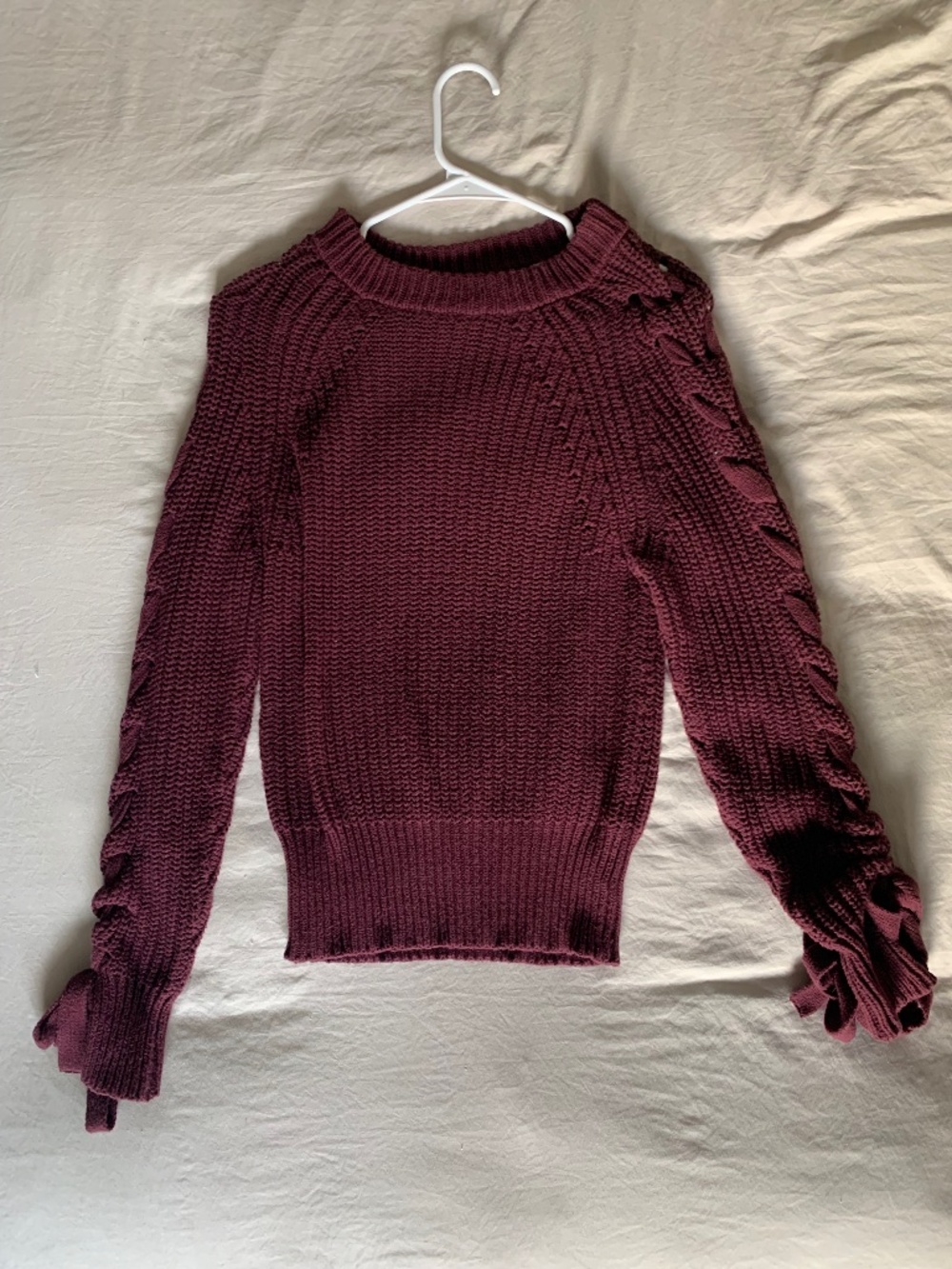 Time and Tru Maroon Chunky Knit Sweater Small Braided Sleeve Detail Crop Fit